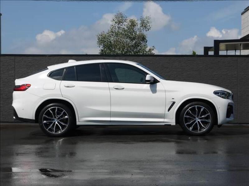 X4