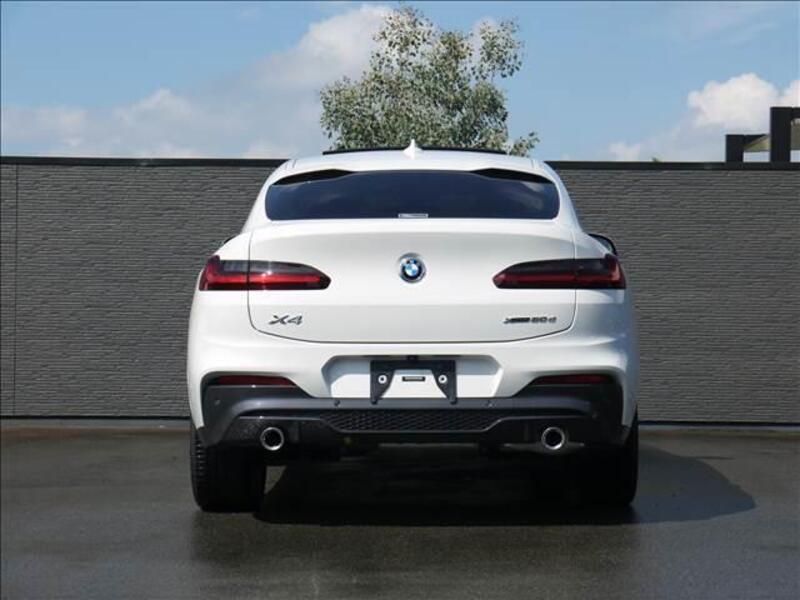 X4
