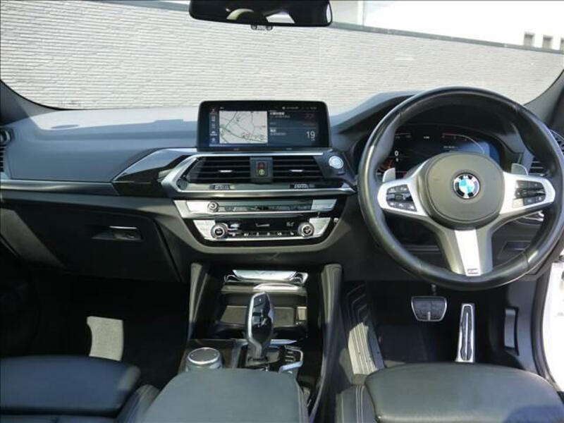 X4