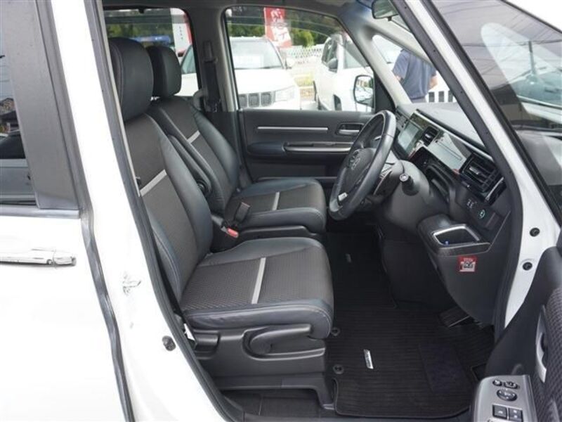 STEPWAGON SPADA