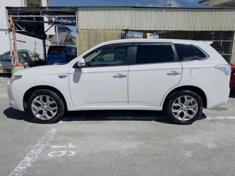 OUTLANDER PHEV