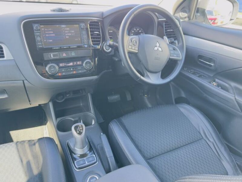 OUTLANDER PHEV