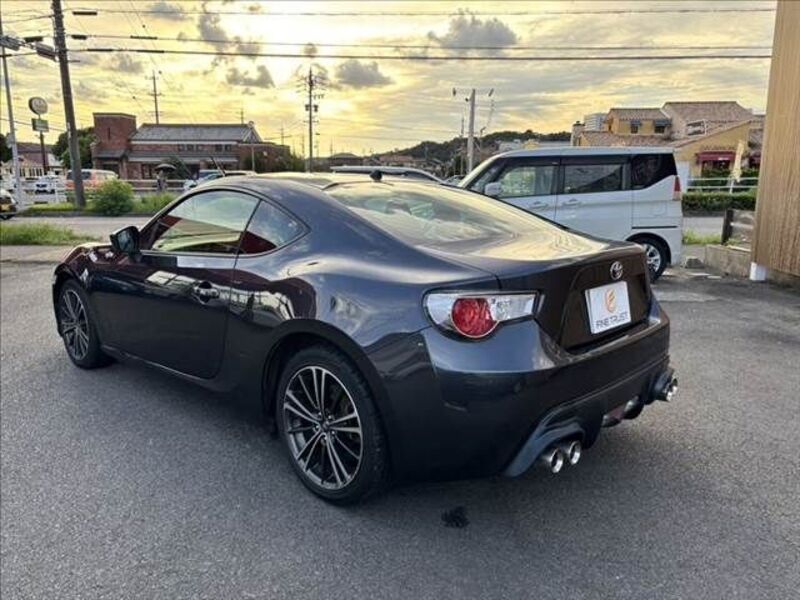 86