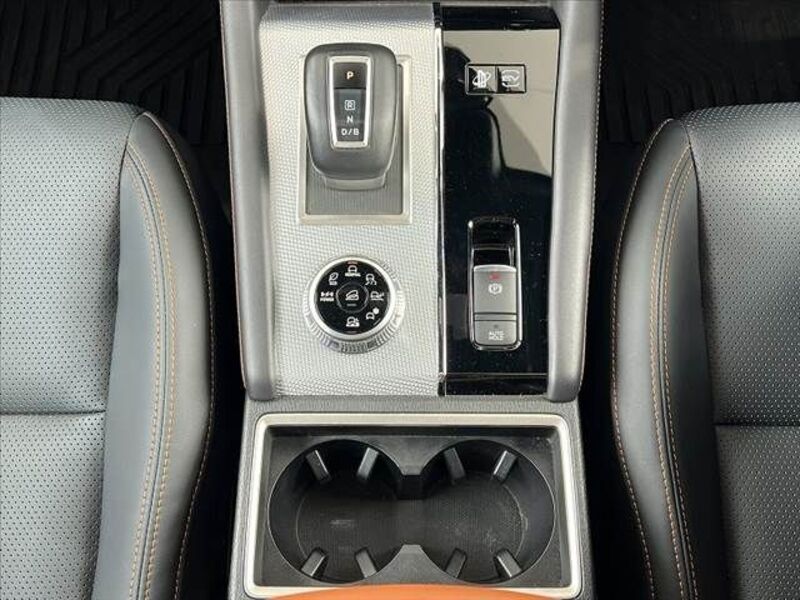 OUTLANDER PHEV