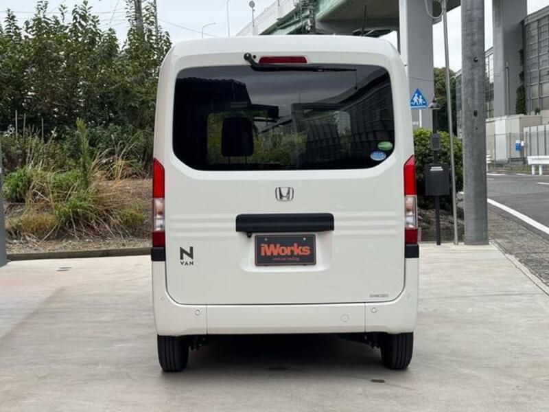 N-VAN