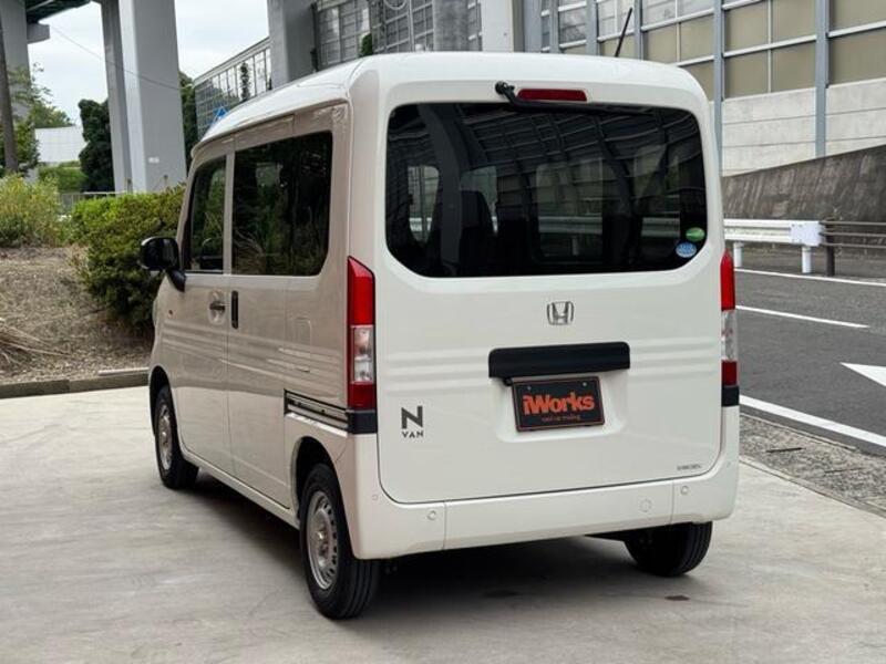 N-VAN