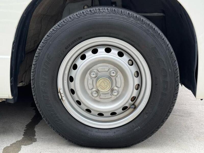 N-VAN