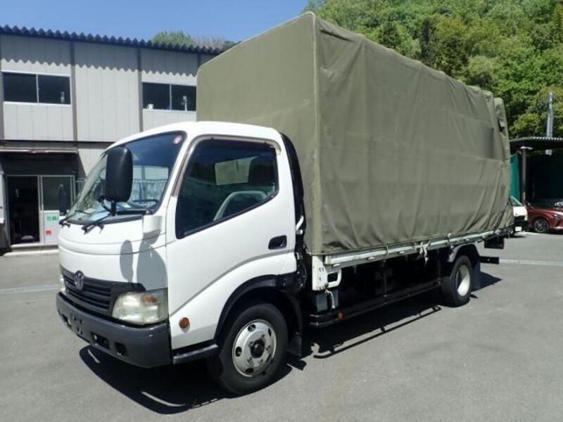 TOYOTA DYNA