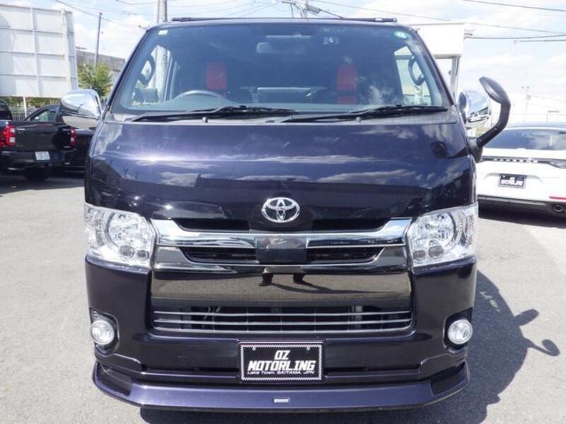 HIACE VAN