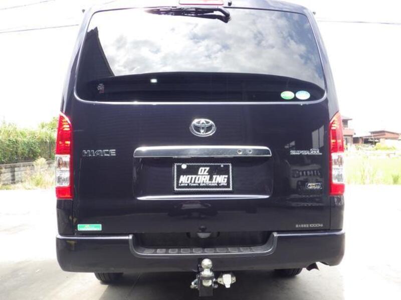 HIACE VAN