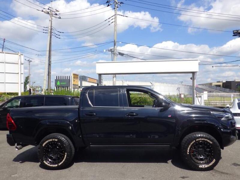 HILUX