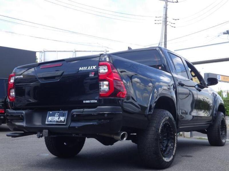 HILUX