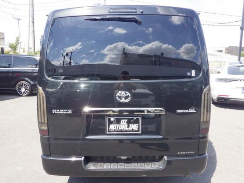 HIACE VAN