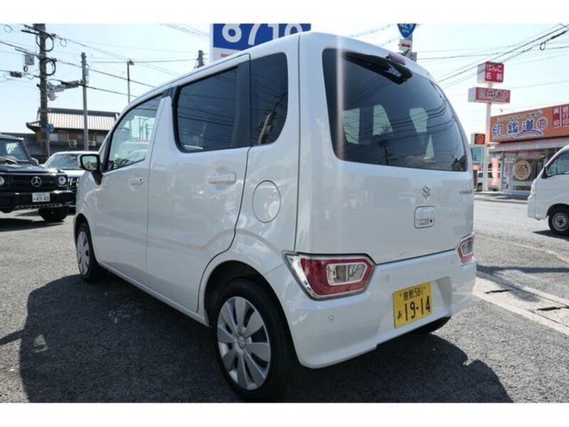 WAGON R