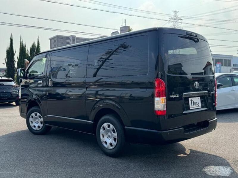 HIACE VAN