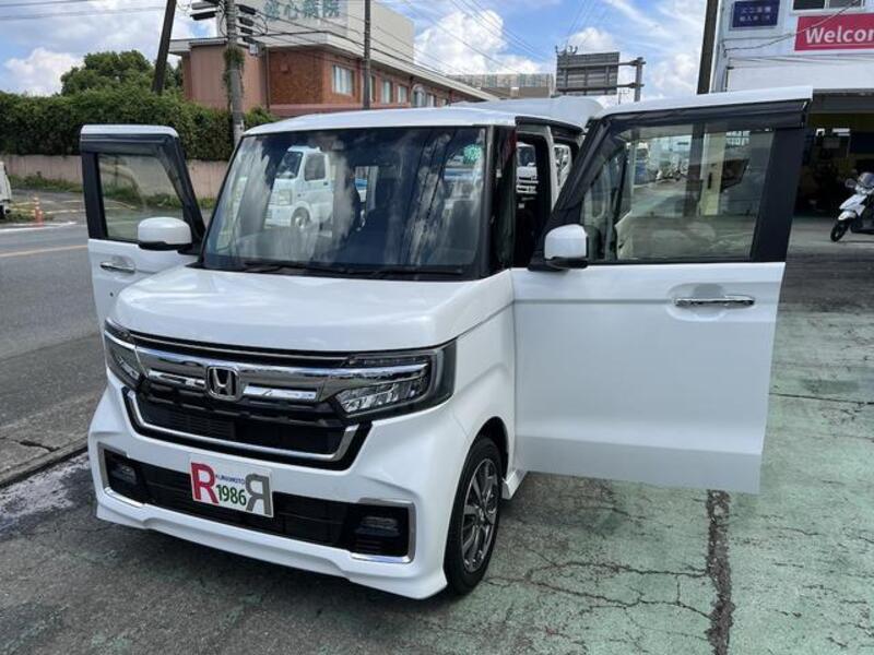 N BOX CUSTOM