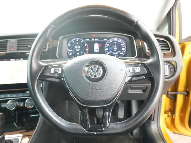 GOLF VARIANT
