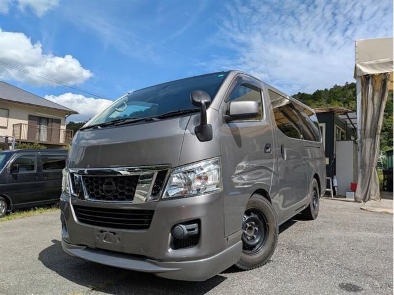 NV350 CARAVAN-0