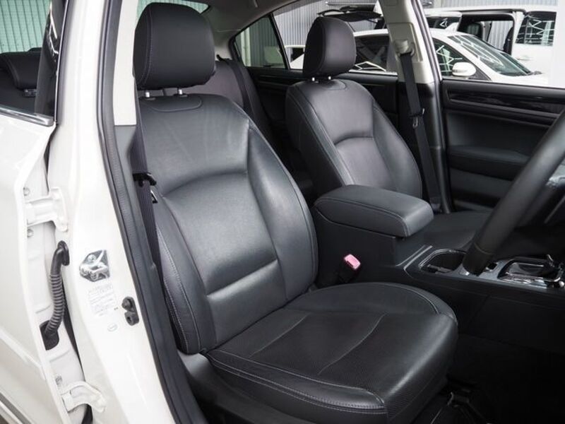 LEGACY B4