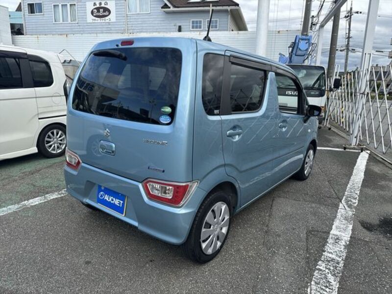 WAGON R