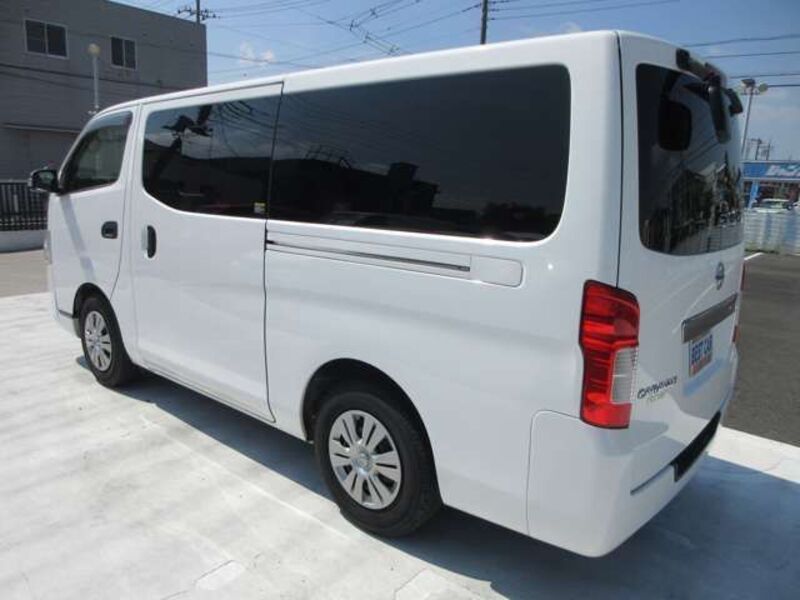 NV350 CARAVAN