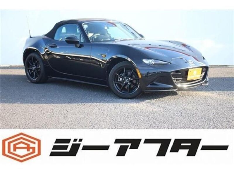 ROADSTER-0