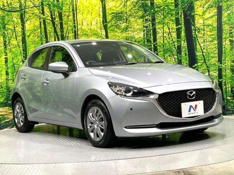 MAZDA2