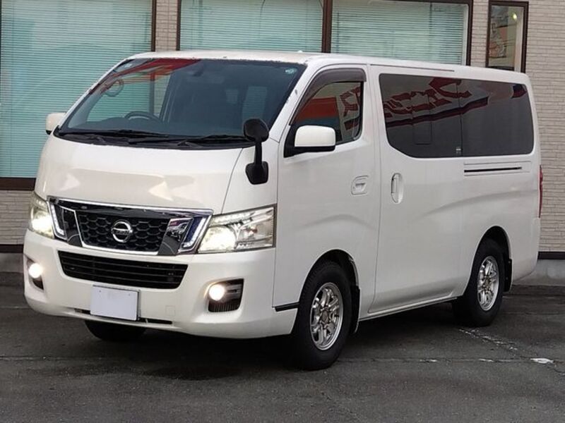 NV350 CARAVAN-0