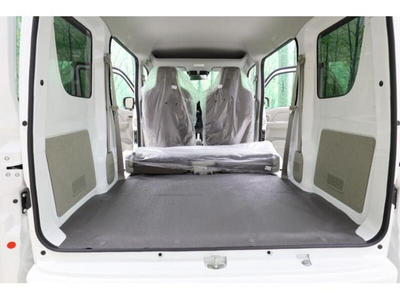 CLIPPER VAN
