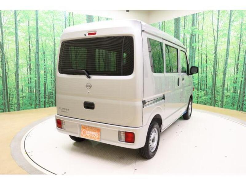 CLIPPER VAN