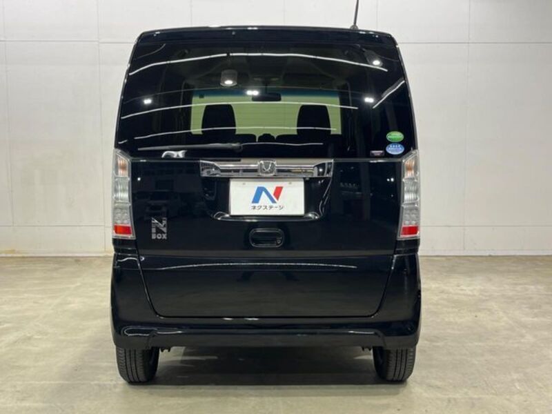N BOX