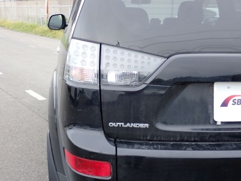 OUTLANDER