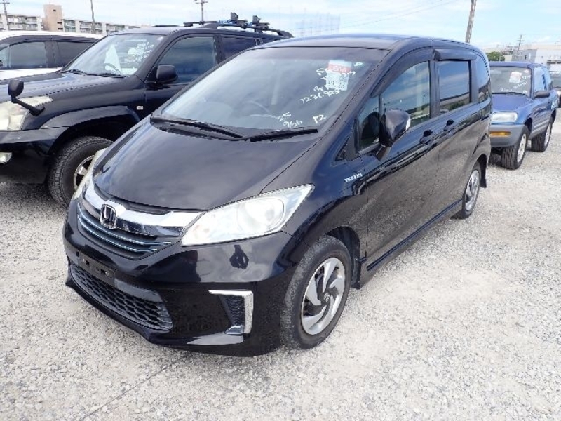 HONDA FREED HYBRID