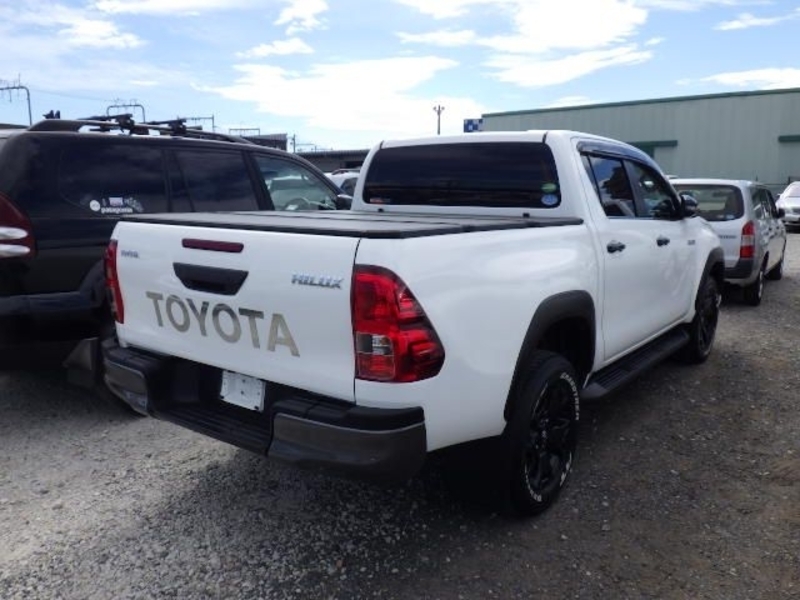 HILUX