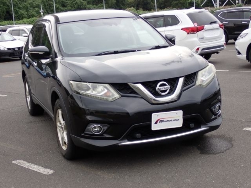 X-TRAIL