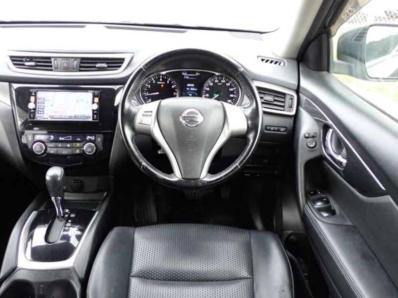 X-TRAIL