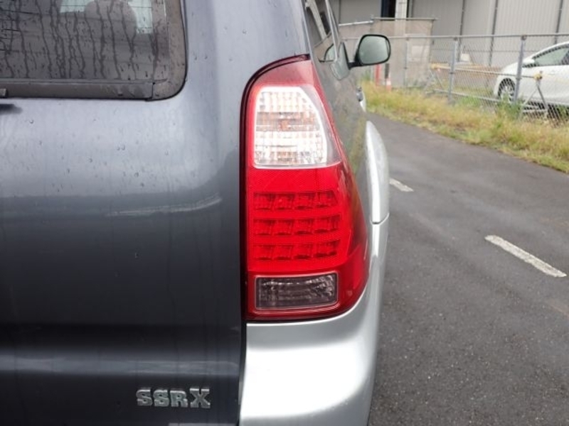 HILUX SURF