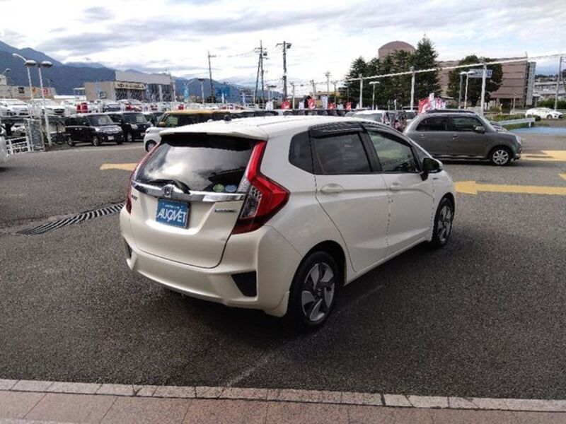 FIT HYBRID