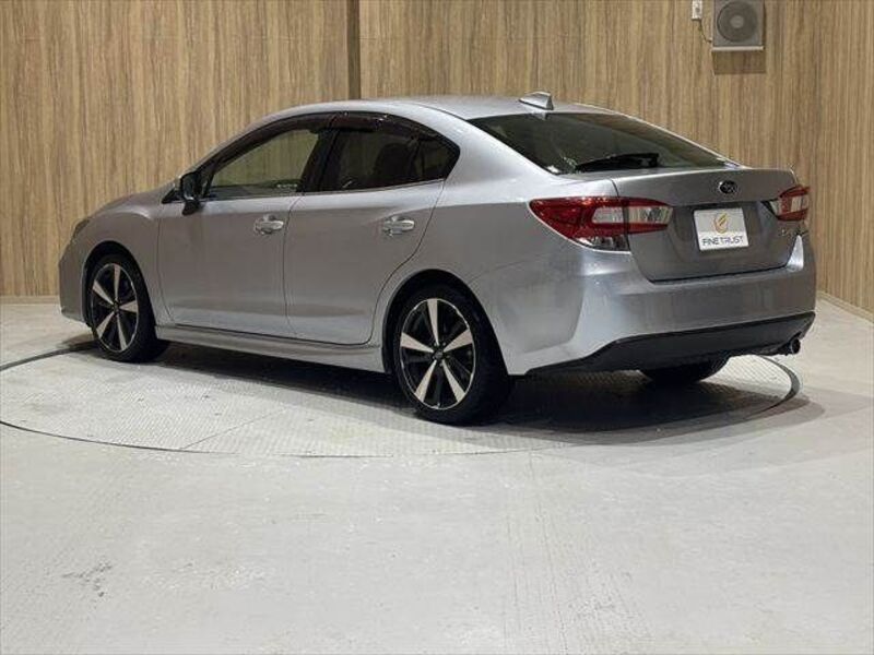 IMPREZA G4