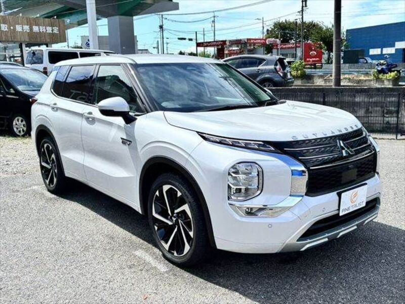 OUTLANDER PHEV