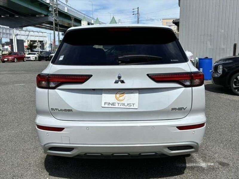 OUTLANDER PHEV