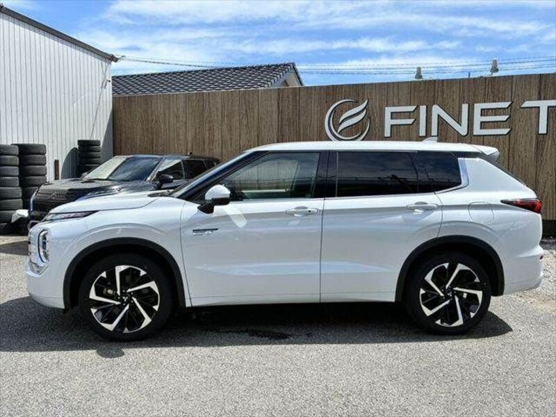 OUTLANDER PHEV
