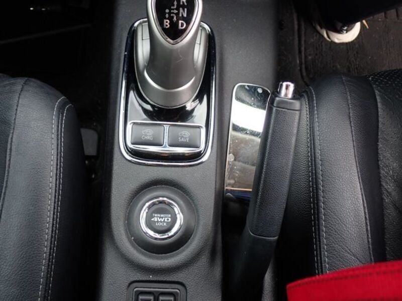 OUTLANDER PHEV
