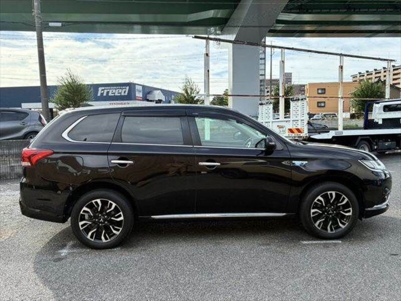 OUTLANDER PHEV
