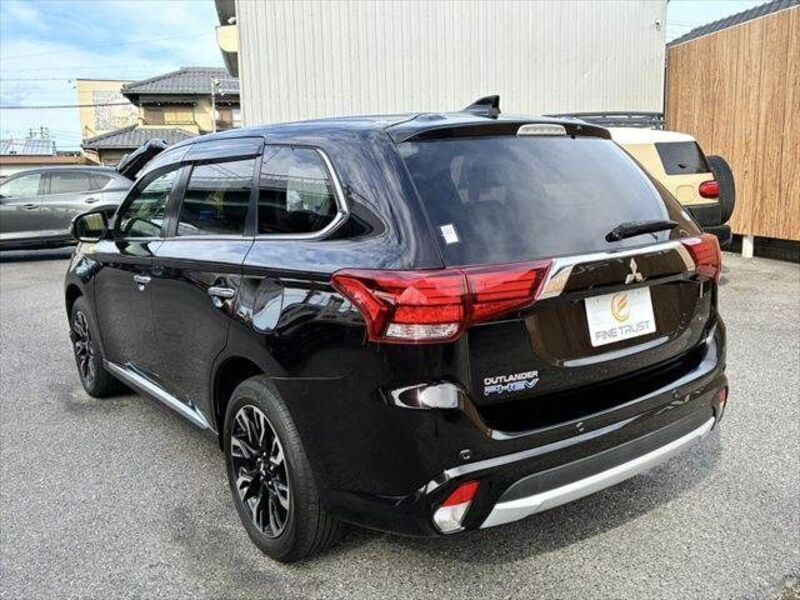OUTLANDER PHEV