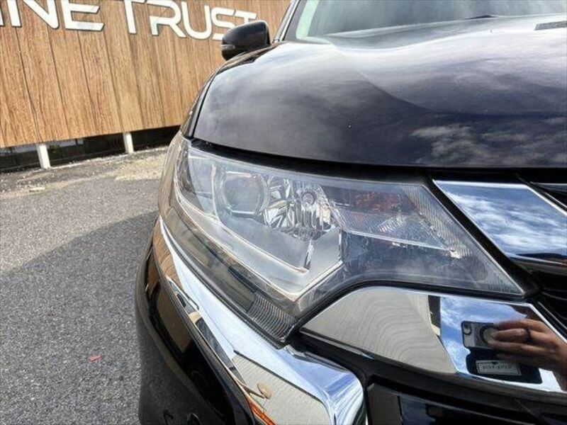 OUTLANDER PHEV