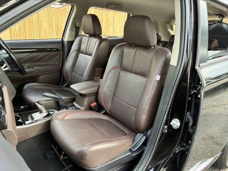 OUTLANDER PHEV
