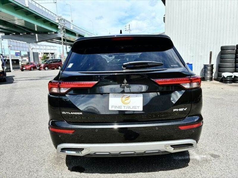 OUTLANDER PHEV