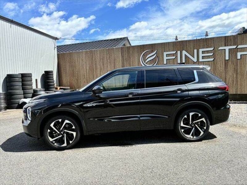 OUTLANDER PHEV