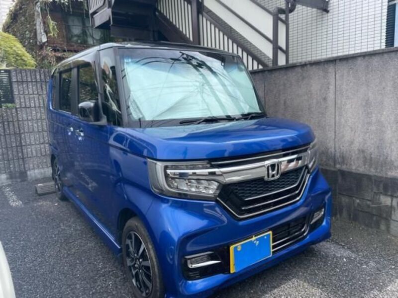 N BOX CUSTOM